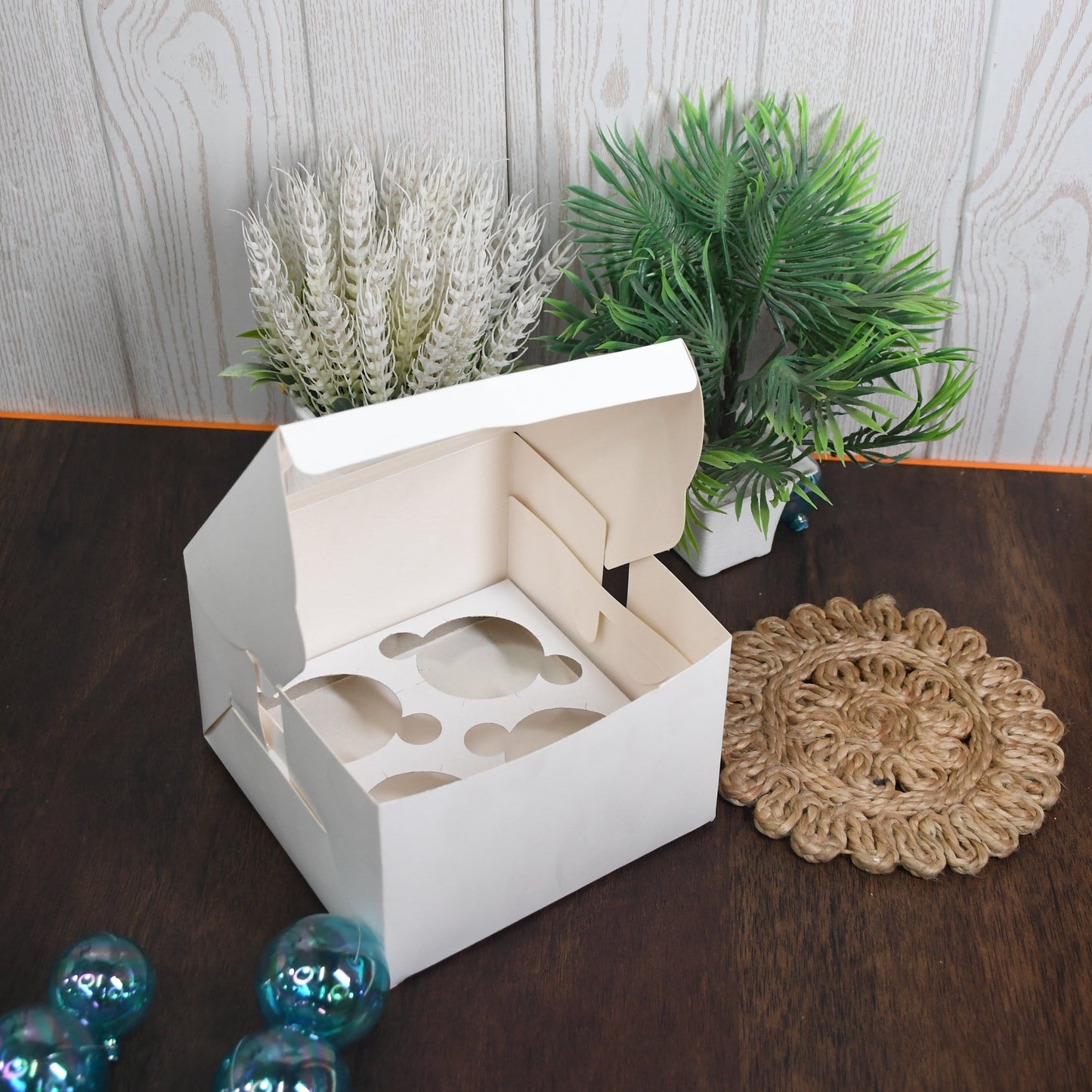 4 Cavity Cupcake Box Top Window