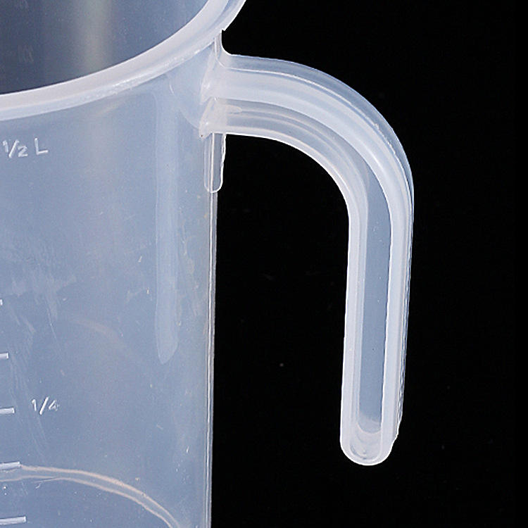 250ml Plastic Measuring Cup with Handle