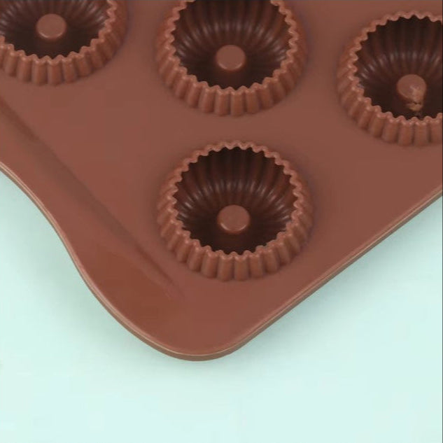 11 cavity chocolate mold
