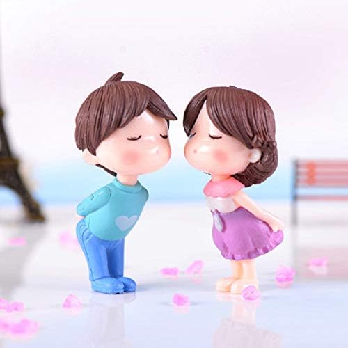 Romantic Love Kissing Couple Miniature for Valentines Day cake Decoration BBM044