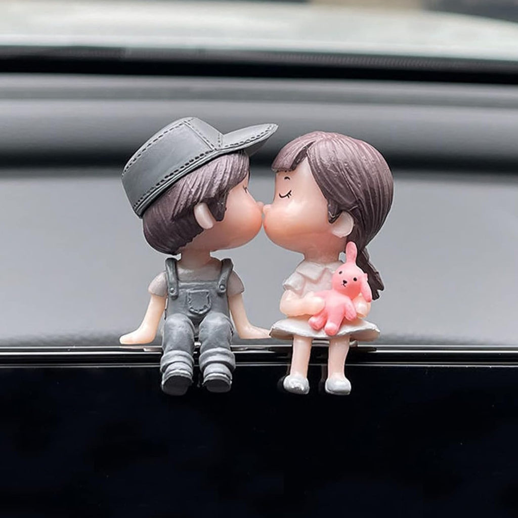 Miniature Couples For Cake Decoration BBM060