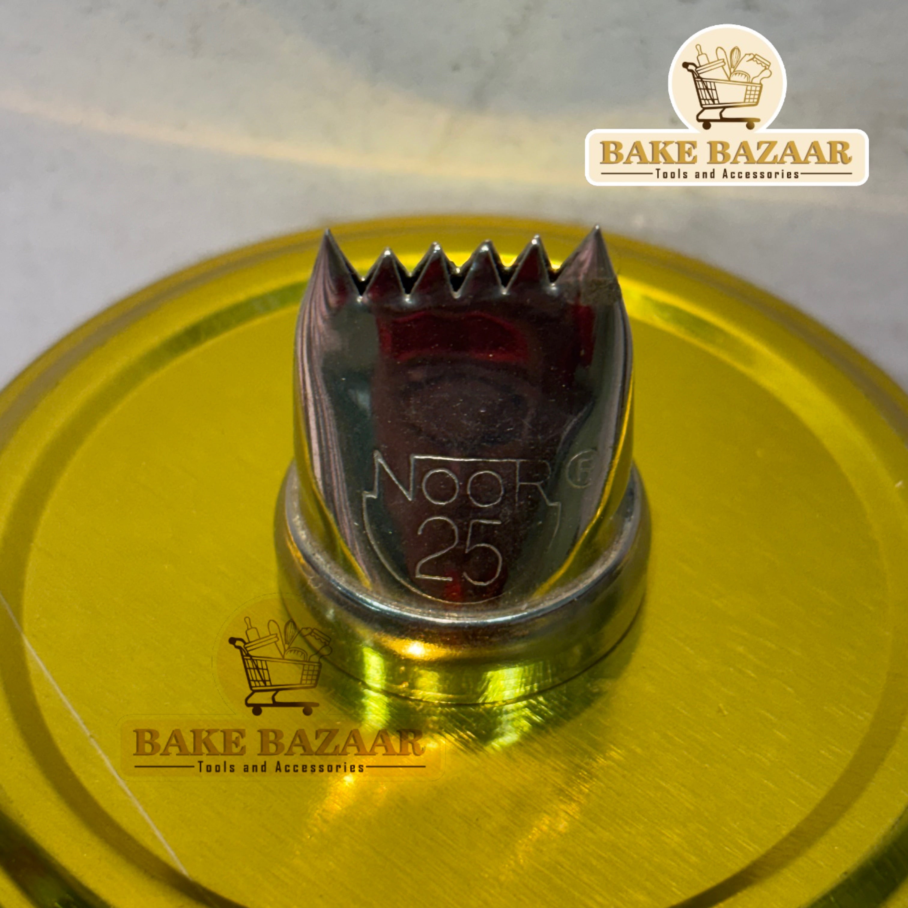 Steel Nozzle No.25 (Upright Band-Fluted)