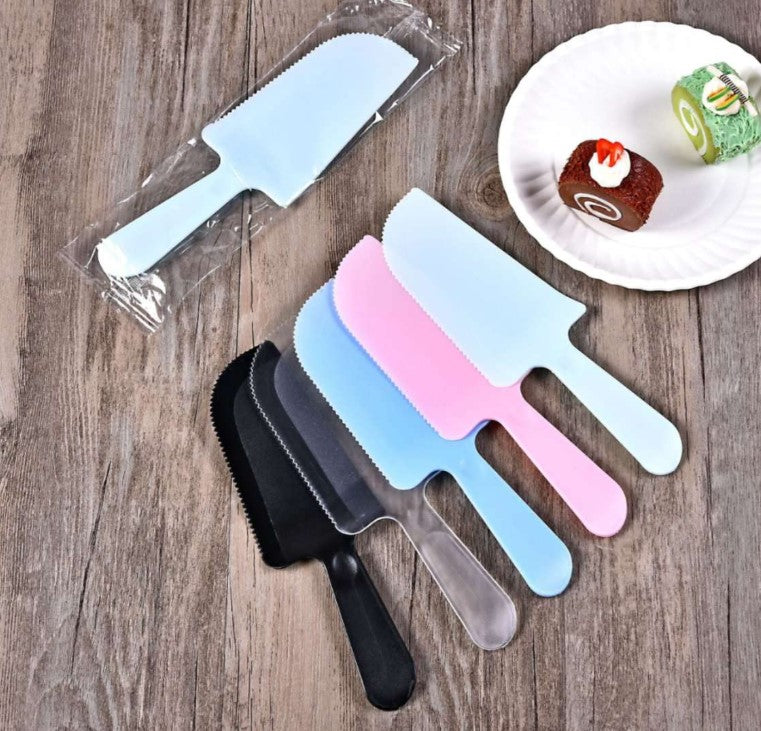 Plastic Cake Knife (Pastry Lifter)
